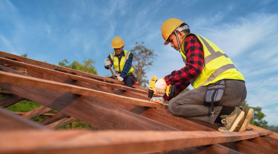 Professional Flat Roofing Installation services in Swan, IA